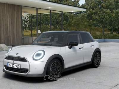 MINI Clubman 1.5 C Favoured Auto Bianco usata Padova