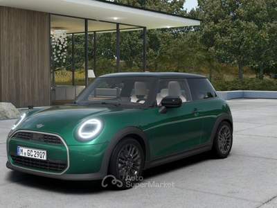 MINI Clubman 1.5 C Favoured Auto Verde usata Padova