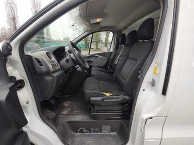 Renault Trafic OK NEOPATENTATI, VEICOLO EURO6B, S&S. Bianco usata Reggio nell'Emilia
