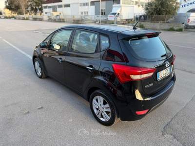 Hyundai ix20 1.4 CRDI 77CV Comfort Nero usata Follonica