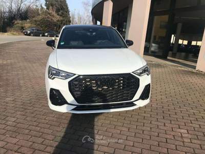 Audi Q3 1.5 IBRIDO-BENZ - S-LINE Bianco usata Briga Novarese