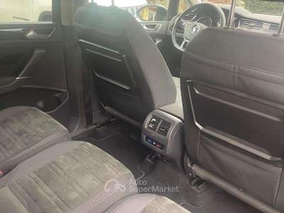 Volkswagen Touran 2.0 TDI 150cv Executive BlueMotion Grigio usata San Maurizio Canavese