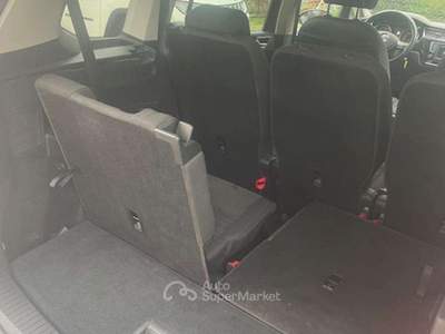 Volkswagen Touran 2.0 TDI 150cv Executive BlueMotion Grigio usata San Maurizio Canavese