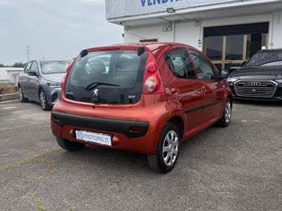 Peugeot 107 Sweet Years Arancione usata Francolise
