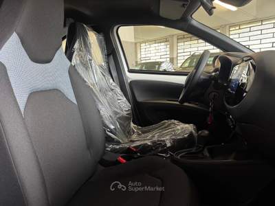Toyota Aygo X p r o n t a  c o n s e g n a    k i l o m e t r i   z e r o !! Bianco usata Torino