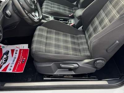 Volkswagen Golf VII 2013 3p 2.0 tdi Gtd Bianco usata Sant'Antimo