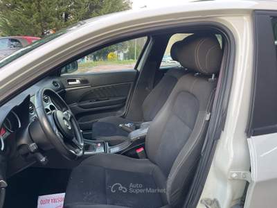 Alfa Romeo 159 JTDm Sportwagon Super NEO PATENTATI Bianco usata Perugia