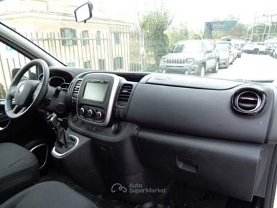 Renault Trafic T29 2.0 DCI ZEN 120CV L2H1 9POSTI NAV CLIMA ITALIA Bianco usata Roma
