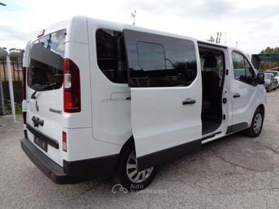 Renault Trafic T29 2.0 DCI ZEN 120CV L2H1 9POSTI NAV CLIMA ITALIA Bianco usata Roma