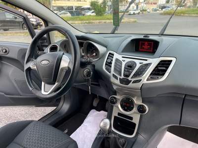 Ford Fiesta TITANIUM 5PORTE 1.4 GPL/BENZINA MANIACALE Grigio usata giugliano in campania