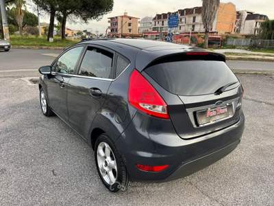 Ford Fiesta TITANIUM 5PORTE 1.4 GPL/BENZINA MANIACALE Grigio usata giugliano in campania