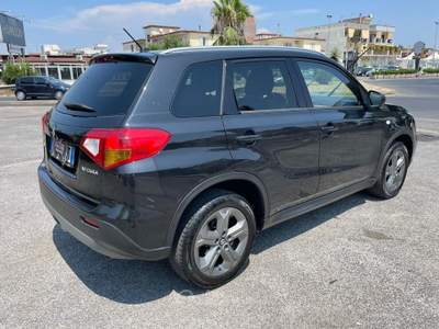 Suzuki Vitara V-TOP 1.6DDiS 120CV EURO6B Nero usata giugliano in campania