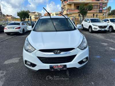Hyundai ix35 STYLE 2.0CRDi 136CV EURO5 Bianco usata giugliano in campania