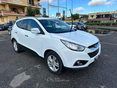 Hyundai ix35 STYLE 2.0CRDi 136CV EURO5 Bianco usata giugliano in campania