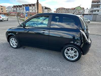 Lancia Ypsilon 1.4GPL/BENZINA 16V 77CV NUOVAAAAAA Nero usata giugliano in campania