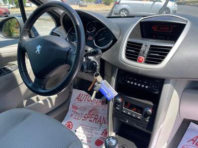 Peugeot 207 XS 1.6HDI 90CV 5 PORTE Blu/Azzurro usata giugliano in campania