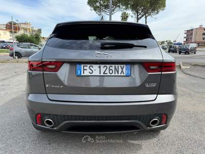 Jaguar E-Pace 2.0D 150CV AWD AUTOMATICA R-DYNAMIC “S” EURO6B Grigio usata giugliano in campania