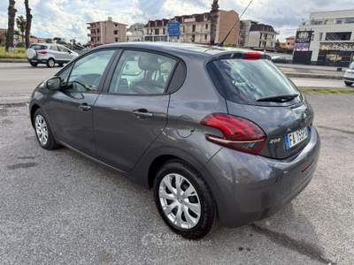 Peugeot 208 5PORTE 1.4HDI 68CV EURO5B Grigio usata giugliano in campania
