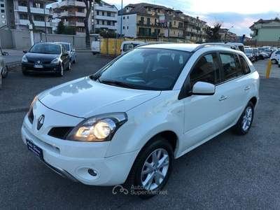 Renault Koleos 4X4 2.5 GPL 170CV Bianco usata giugliano in campania