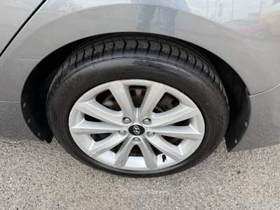 Hyundai i40 WAGON SW 1.7CRDi 136CV EURO5B Grigio usata giugliano in campania