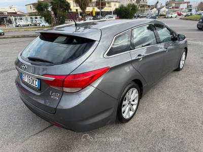 Hyundai i40 WAGON SW 1.7CRDi 136CV EURO5B Grigio usata giugliano in campania