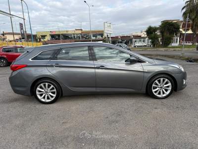Hyundai i40 WAGON SW 1.7CRDi 136CV EURO5B Grigio usata giugliano in campania
