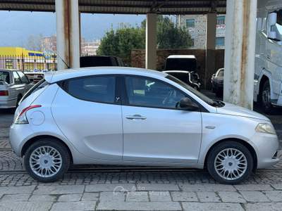 Lancia Ypsilon 1.2 69 CV 5 porte S&S GOLD Argento usata Arcola
