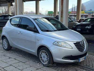 Lancia Ypsilon 1.2 69 CV 5 porte S&S GOLD Argento usata Arcola