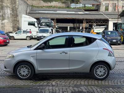 Lancia Ypsilon 1.2 69 CV 5 porte S&S GOLD Argento usata Arcola