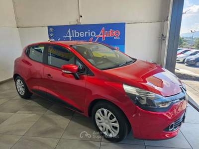 Renault Clio 1.5 dCi 8V 75CV 5 porte Wave Rosso usata ADRANO
