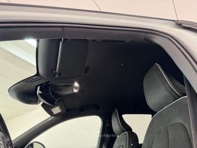 Volvo XC40 D3 2.0d 190cv GEARTRONIC AWD R-DESIGN Bianco usata Pollenza