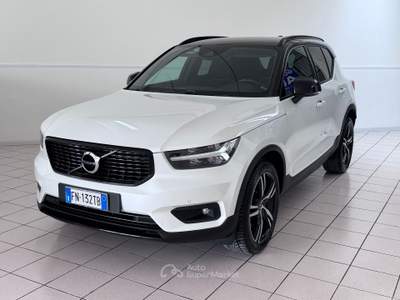 Volvo XC40 D3 2.0d 190cv GEARTRONIC AWD R-DESIGN Bianco usata Pollenza