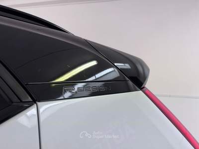 Volvo XC40 D3 2.0d 190cv GEARTRONIC AWD R-DESIGN Bianco usata Pollenza