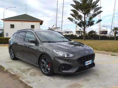 Ford Focus 1.5 TDCi 120 CV Start&Stop SW ST Line Grigio usata Gallipoli