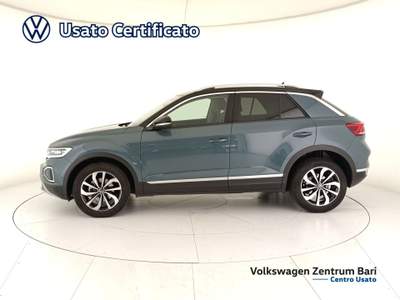 Volkswagen T-Roc 1.0 tsi style 110cv Blu/Azzurro usata Bari