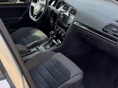 Volkswagen Golf 1.6 tdi Highline Business 5p usata Agliana