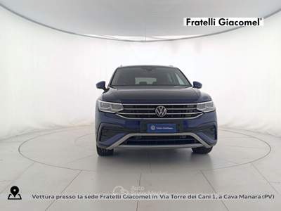 Volkswagen Tiguan allspace 2.0 tdi elegance 4motion 150cv 7p.ti dsg Blu/Azzurro usata Cava Manara