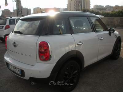 MINI Countryman NEOPATENTATI Bianco usata Frosinone