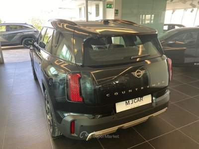 MINI Countryman D Favoured Countryman Nero usata Nola