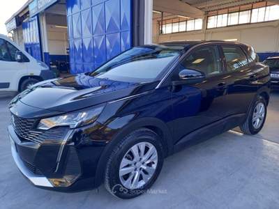 Peugeot 3008 1.5 HDi 131cv Automatica TAGLIANDATA Nero usata Roma
