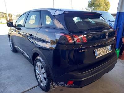 Peugeot 3008 1.5 HDi 131cv Automatica TAGLIANDATA Nero usata Roma