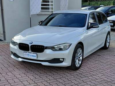 BMW Serie 3 318d 318d Touring xdrive MSport Bianco usata Roma