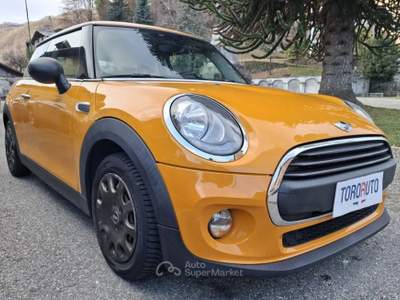 MINI One 1.2 One 75 CV Arancione usata Varallo