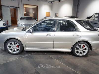 Subaru Impreza 2.5 turbo 16V SW WRX BY*SERVICE BOOK* Argento usata MILANO