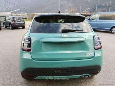 Fiat 600 600 Hybrid 136CV Bianco usata Scurelle