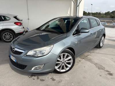 Opel Astra 5 porte Cosmo Grigio usata ALTAMURA