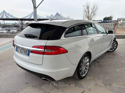 Jaguar XF Sportbrake 2.2 D Limited Edition Bianco usata ALTAMURA