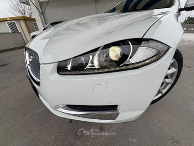 Jaguar XF Sportbrake 2.2 D Limited Edition Bianco usata ALTAMURA