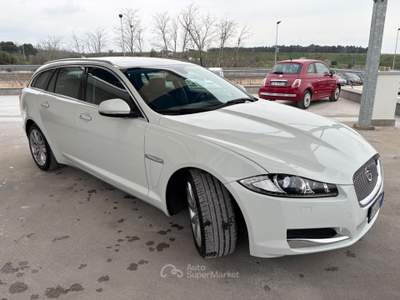 Jaguar XF Sportbrake 2.2 D Limited Edition Bianco usata ALTAMURA