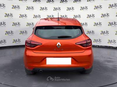 Renault Clio 1.0 TCE 100 GPL Equilibre Arancione usata Faenza